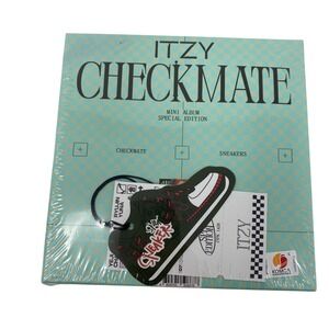 ITZY Checkmate Mini Album Special Edition Sneakers K-Pop CD JYP Entertainment